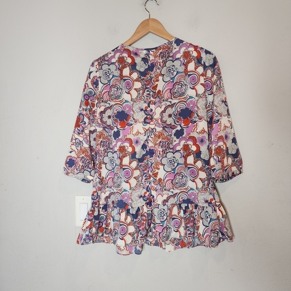 Liberty of London × Target 3/4 Sleeve pleated blouse.  Ruffle hem.  Size medium. - Picture 11 of 15